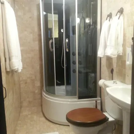 Hotell Perla 3*