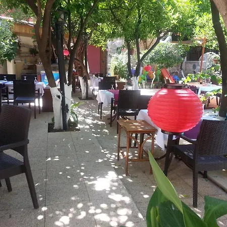 Perla Hotell 3*