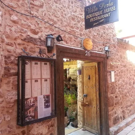 Hotel Perla 3*