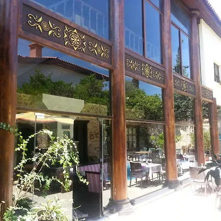 Hotel Perla 3*